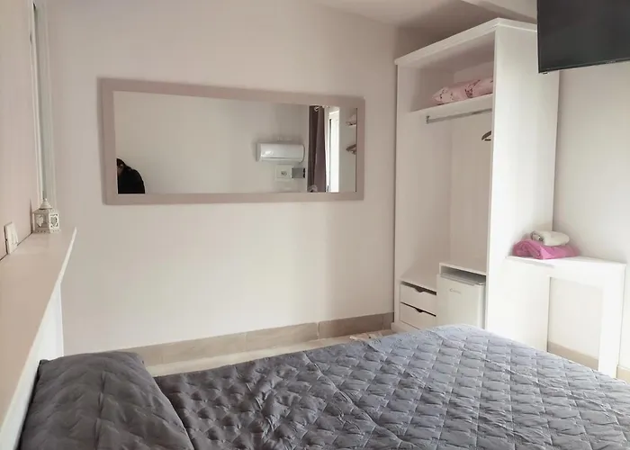 Li Massari * 奥特朗托